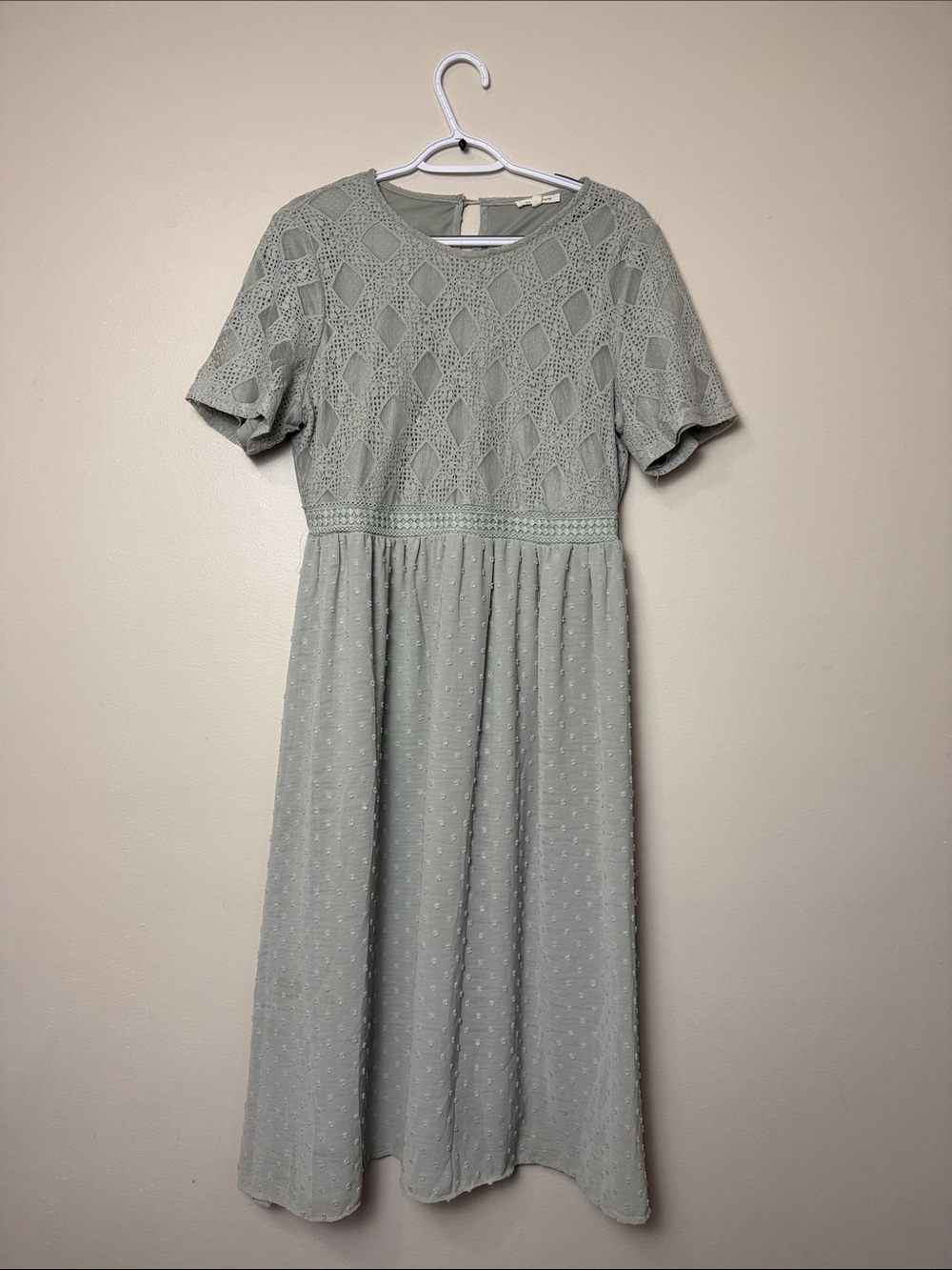 tea n rose Sage Green Lace Bodice Midi lined Dress  size L